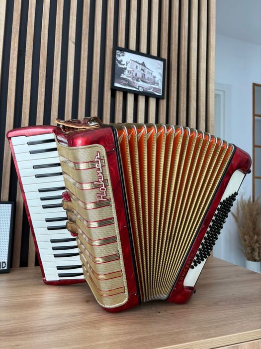 Acordeon Hohner Concerto 2 cu 72 de basi