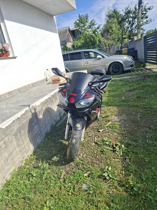 Vând Kawasaki kxf 250 2013 si Yamaha R6 2002
