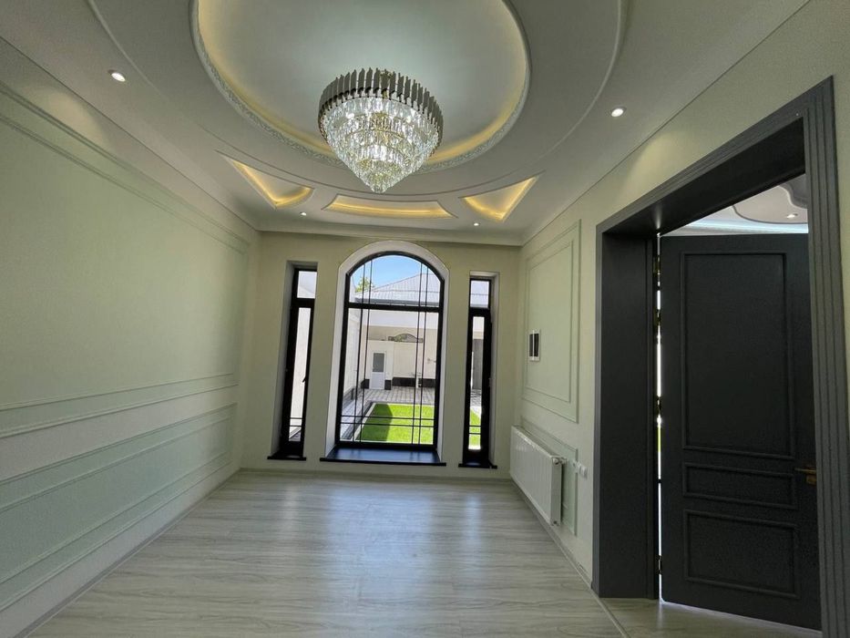 Chiroylik muhtasham yshashga undaydigan uy sotuvga qoyildi