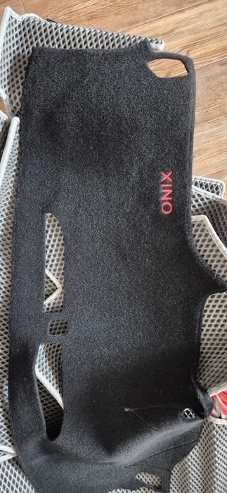 Коврики на Авто шевроле Onix