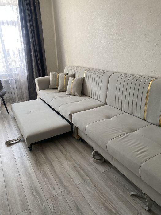 Продам два дивана