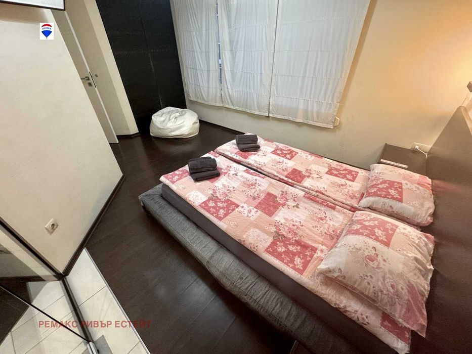 Дава се под наем Двустаен апартамент в Русе, Център - 66 кв.м за 408 € - Снимка #9