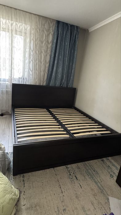 Кровать 180*200 с матрасом