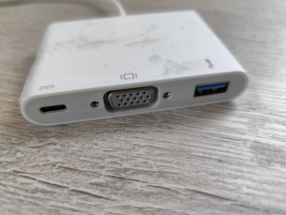 USB-C докинг станция