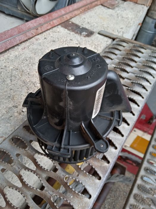 Вентилатор парно за Пежо-307(фейслифт)