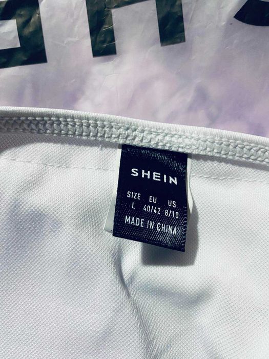 РАЗПРОДАЖБА - Бюстие/Топ Бял, Нов. SHEIN, Р-р L - 40-42, евро 7. Презрамка през врата, Отзад преплетени.