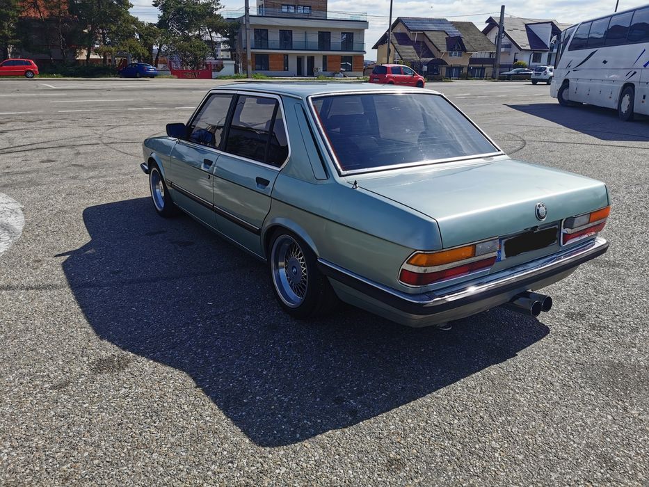 BMW 5 Series 1984 — imagine 4