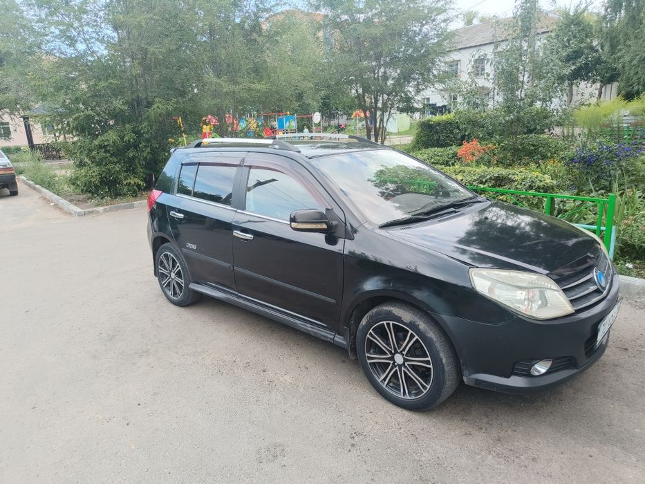 Geely mk cross 2013 года 1.5