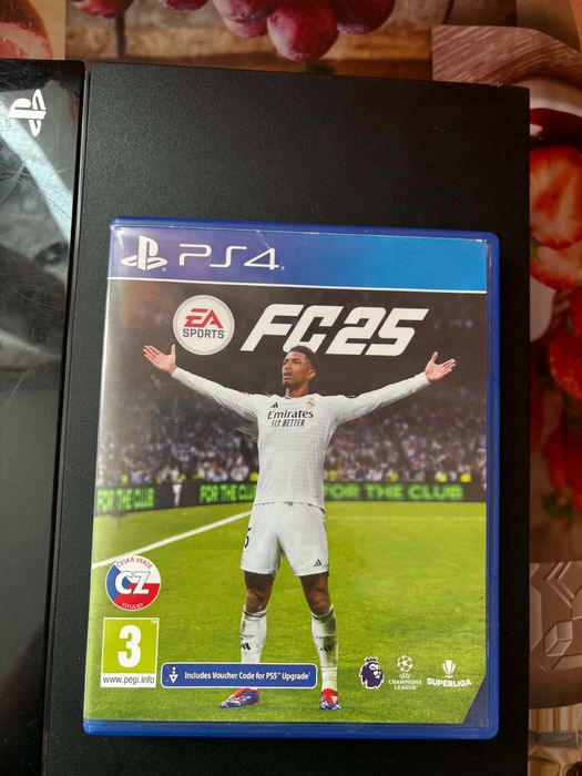 Se vinde ps4 slim cititi descrierea(fac si schimb de la iPhone 15 in sus cu dif din partea mea)