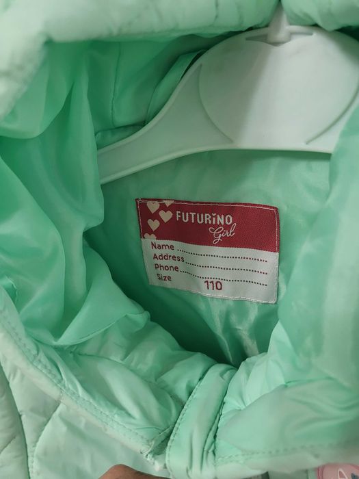 Продам разные куртки на девочку