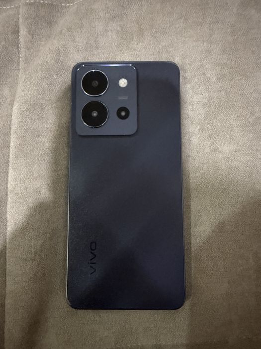 Продам телефон vivo y36