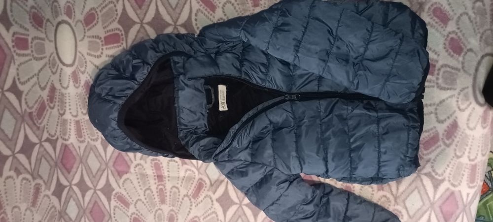 Продам куртки демисезонные