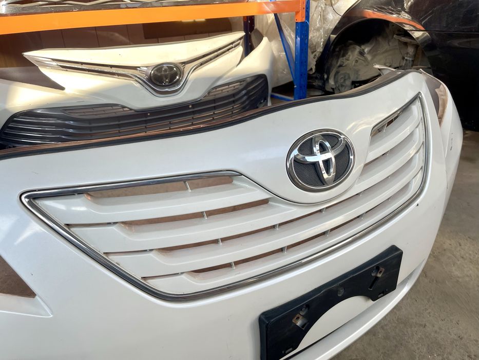Передний бампер на Camry 40 Камри 40