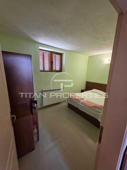 Двуетажна къща в Цигов чарк