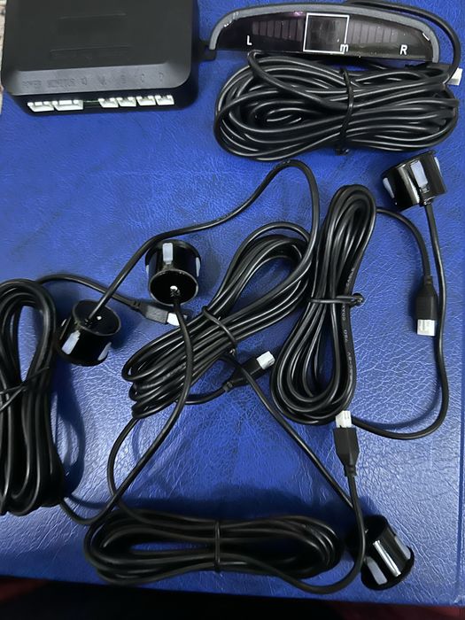 Парктроник универсальный автомобильный