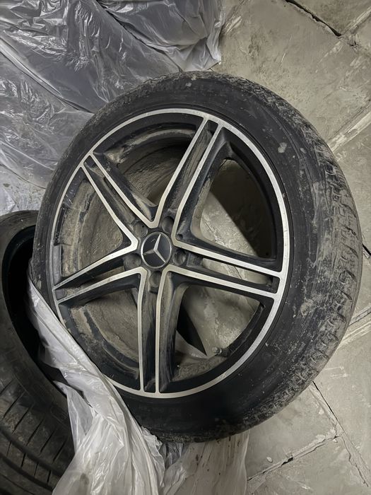 Продам диски с резиной R19