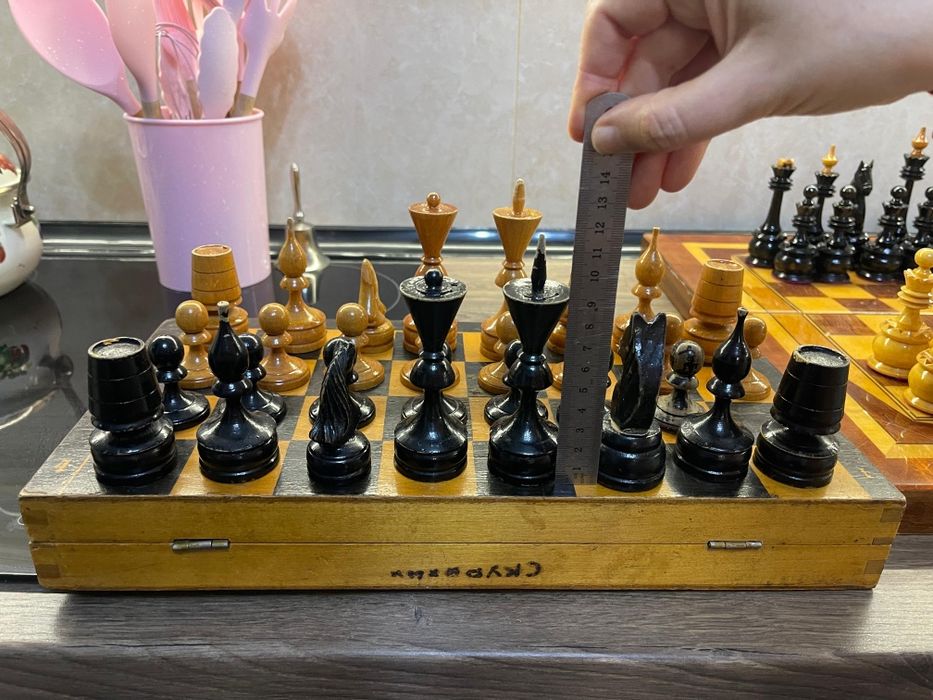 Шахматы, Ручная работа.