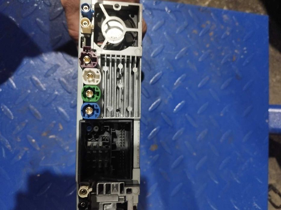 модул за навигация радио CD на BMW 316 F30 F31 2017г