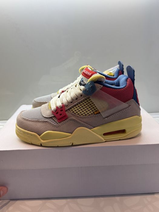 Jordan 4 Retro Union Guava Ice Кецове 36 Размер + Кутия