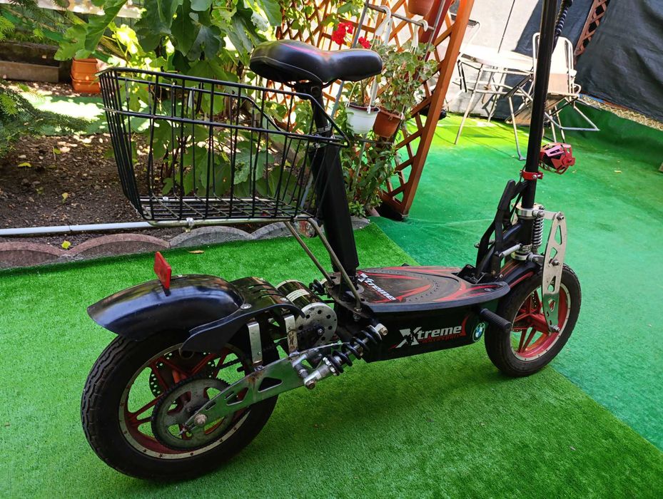 Motoreta electrica (scuter)