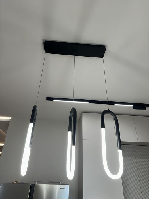 Продам Люстру лед Б/у