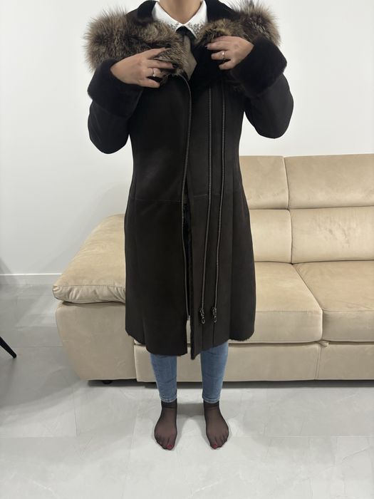 Vand palton de piele si blana naturala