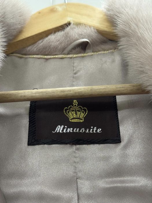 Продам норковую шубу