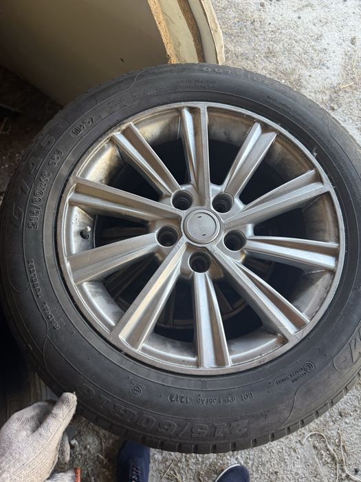 Таёта камри диски р16