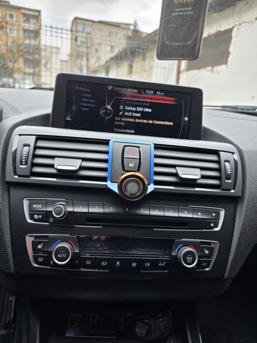 BMW Seria 1 anul 2014