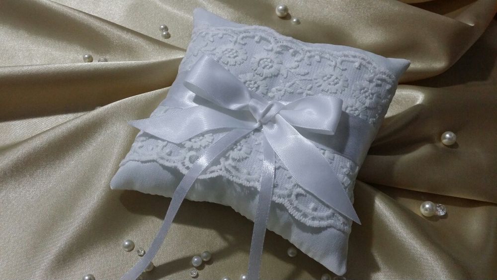 Подушечка для обручальных колец. На заказ!