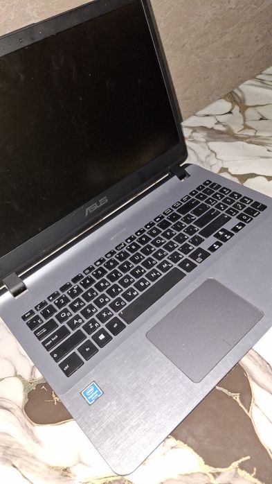 Ноутбук Асус СоникМастер