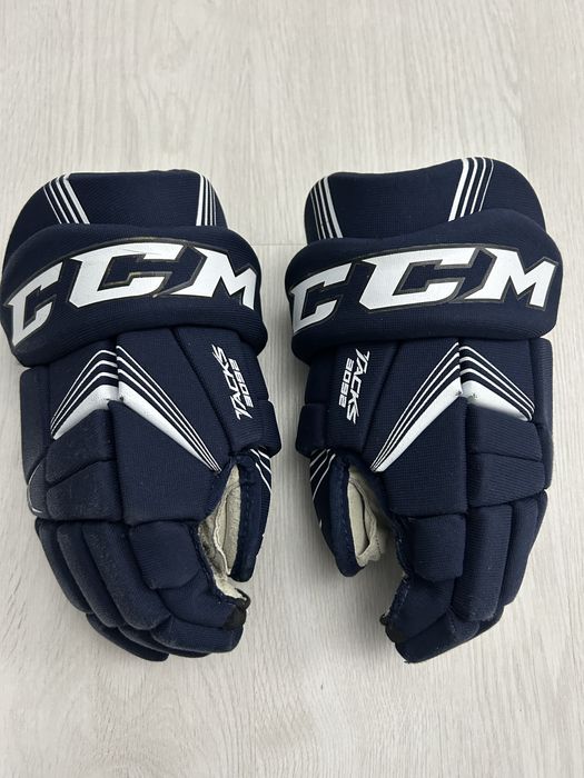 Хоккейный комплект продам Канада