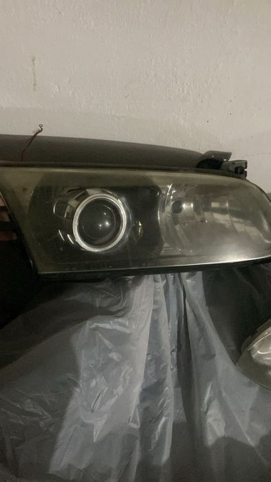 Продам фары на камри 25 американец