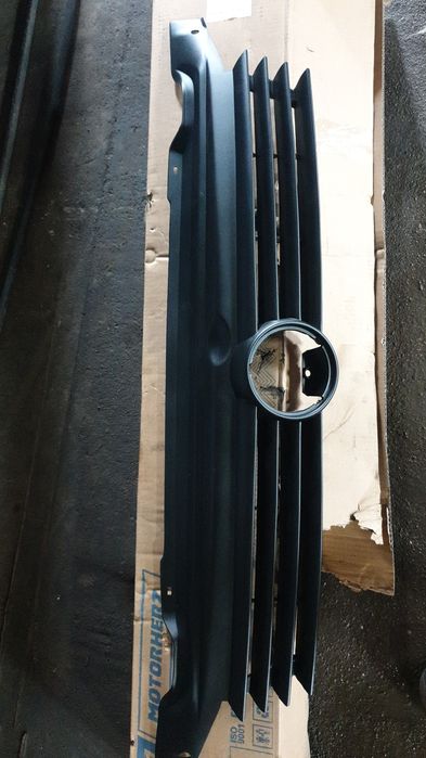 Решетка радиатора т4