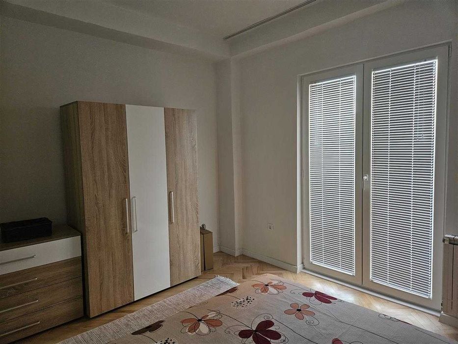 Дава се под наем Тристаен апартамент в Пловдив, Старият град - 96 кв.м за 357 € - Снимка #2