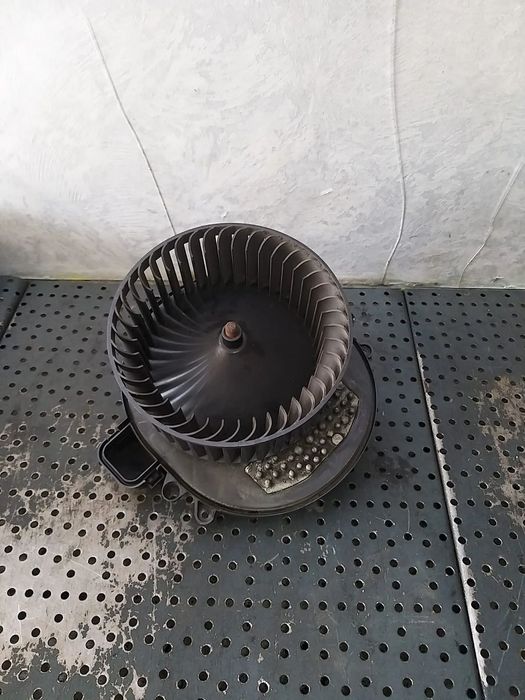 Aeroterma ventilator habitaclu 2.0 d bmw seria 1 f20 f21 t903542b 927611201 t1016251q
