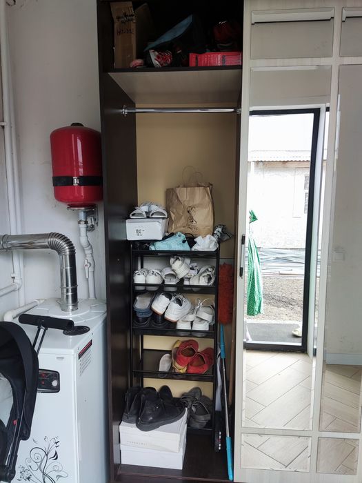 Продам шкаф купе