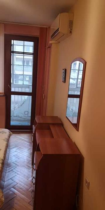 Дава се под наем Тристаен апартамент в Бургас, Център - 90 кв.м за 225 € - Снимка #23