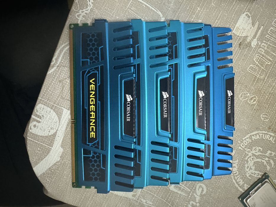 Memorii ddr 3 super pret