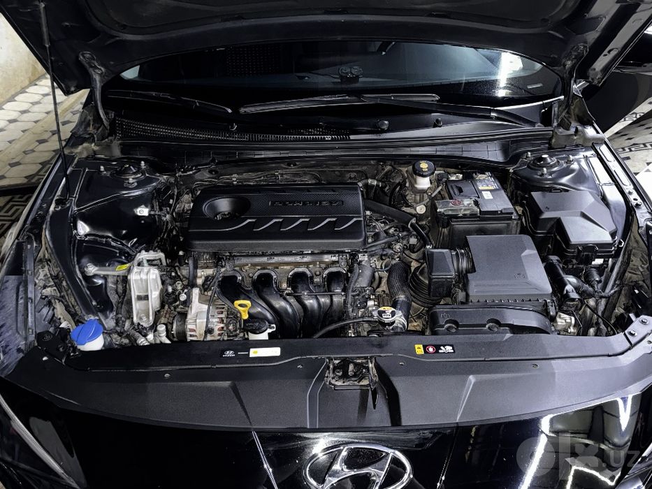 Hunday elantra savdosi bor