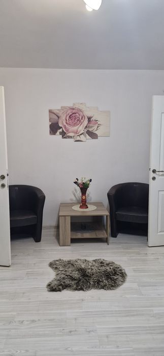 Apartament central de închiriat