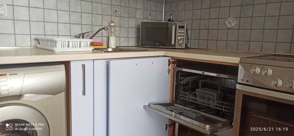 Дава се под наем Двустаен апартамент в Бургас, Лазур - 66 кв.м за 397.8 € - Снимка #9