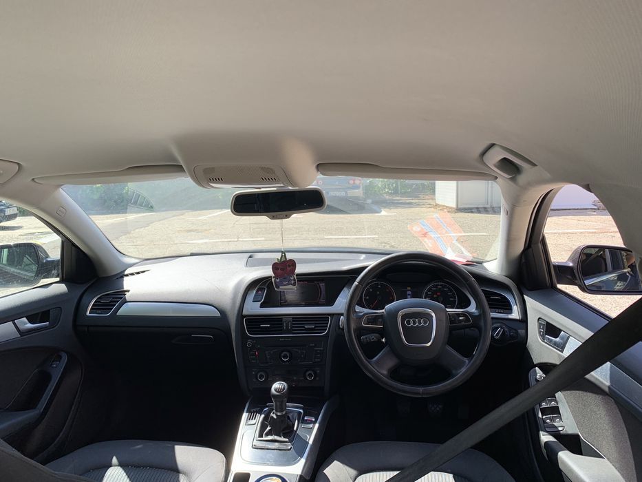 Dezmembrez / Dezmembrari Audi A4 B8 2.0 diesel CAGB 136cp euro 5 2010