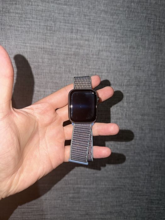 Apple watch se 44 ml