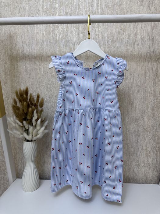 Платья для девочек. Размеры 3-4 года