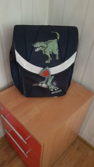 Рюкзак школьный