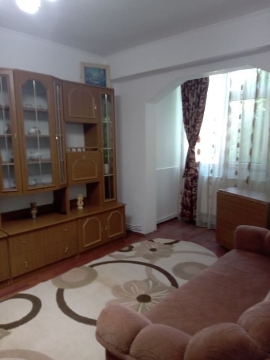 Apartament de închiriat cu doua camere pe termen lung