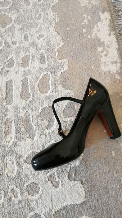 Туфли за символическую цену