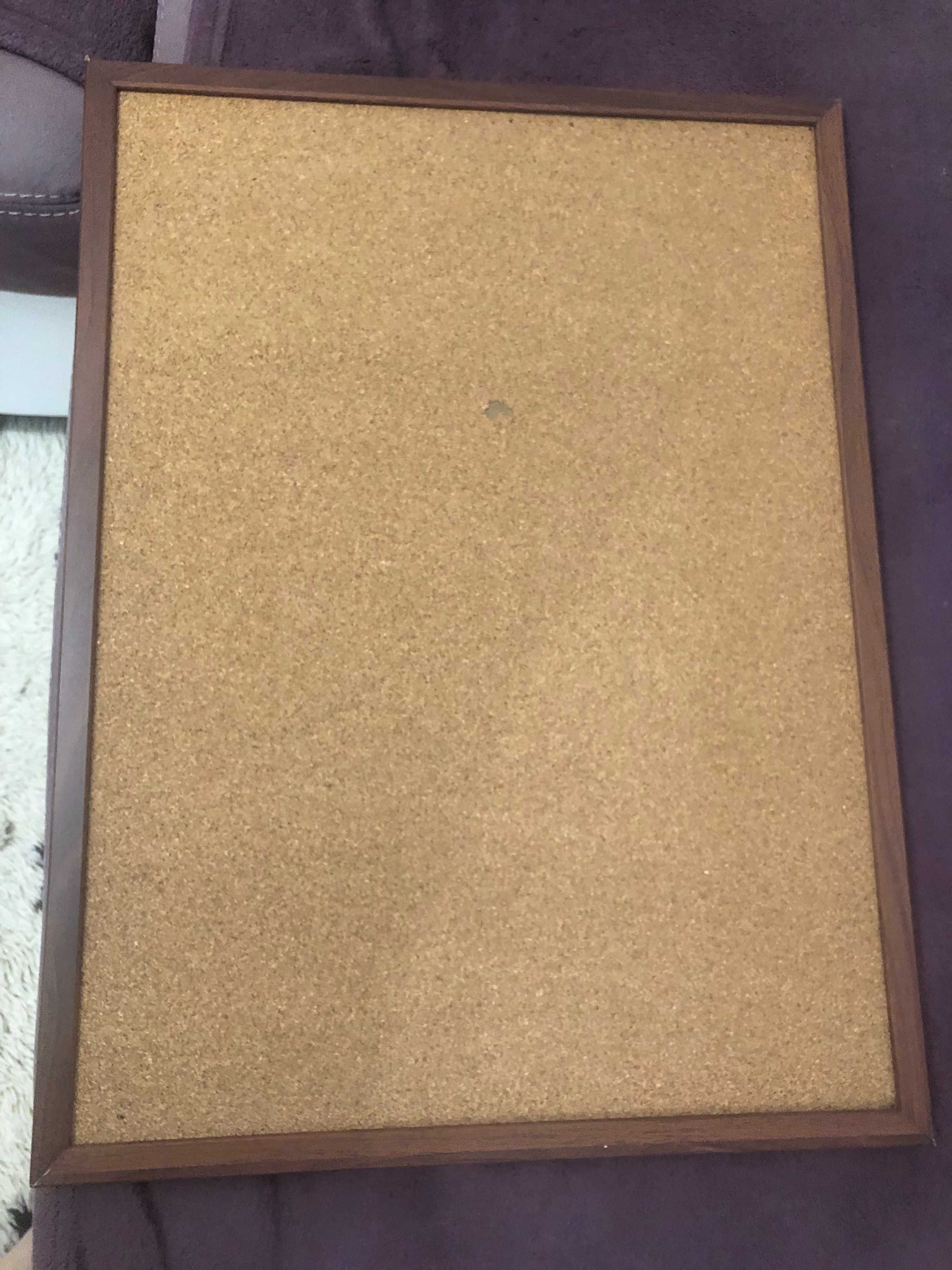 Коркови дъски различни размери с. Левски • OLX.bg