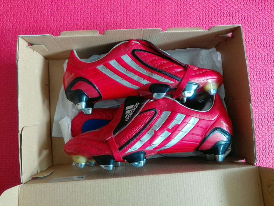 Ghete fotbal predator de colecție !